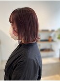 艶感抜群　フェミニンピンク　外はねボブ