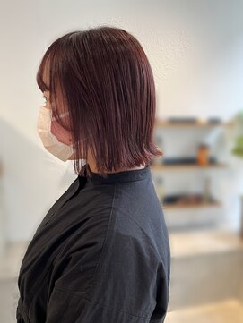 クラン 六甲道(Chlan) 艶感抜群 フェミニンピンク 外はねボブ