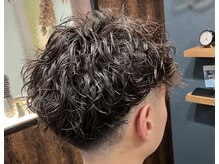 カーロヘアデザイン(Caro hair design)の雰囲気(スタイリスト2人です。お気軽にお越しください。<理容室>)