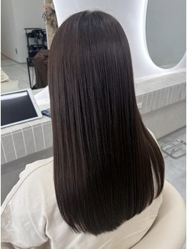 フゥ(fuu.)の写真/［髪質改善MENU取り扱い♪］ケア知識豊富な実力派STAFFが憧れの美髪をご提供!こだわりの髪質改善カラーも◎