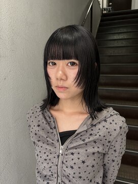 パーク(PAAQ) ボブカット/顔まわりカット/ブルーブラック