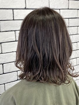 アットラップレーヴ(attrape-reve) 大人可愛い☆外ハネ×ふんわりくすみミディ☆グラデーション