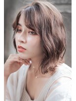 メーヴェ(Mowen)&nbsp;mowen×外ハネ切りっぱなしボブ×ラフウェーブ