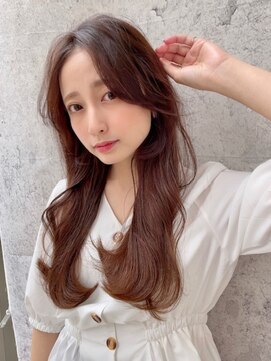 アイユー(ii+U) レイヤーロング　シルキーベージュ　ニュアンスカラー