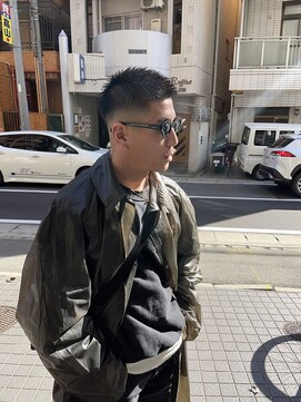 ウェルネス(Wellness) スキンスパイキーショート