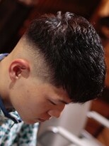 コング(KONG)&nbsp;パーマを活かしたクロップ