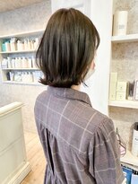 キャアリー(Caary)&nbsp;福山caaryレイヤーボブイルミナカラー赤み除去オリーブベージュ