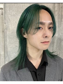ドアベルヘアリビング(Door Bell hair Living) ウルフカット×韓国ヘアー×グリーンカラー