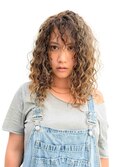 外国人風スパイラルパーマ、やや細かいスパイラルパーマ