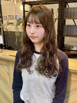 チックタック モーガン エアライン(TICK-TOCK MORGAN airline)の写真/気になるクセもパーマで個性を活かしたデザインへ◆ゆるやかなパーマ感が夏コーデにもぴったり！