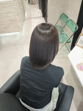 エル(L by truecreation) 暖色艶カラー