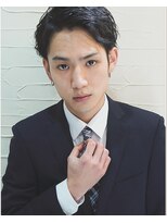 ジジ 代々木(Gigi)&nbsp;センターパートウルフカットサーフカールスパイラルパーマゆるめ