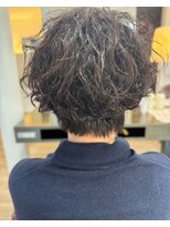 ビーズ ノイ(BEE´Z ＮＥＵ)&nbsp;ダークアッシュショートウェーブスタイル2.7