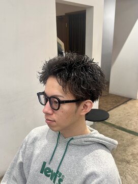 ザデイ カットアンドカルチャーショップ(THE DAY CUT&CULTURE SHOP) スパイキーパーマ