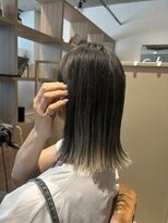 ヘアーオアシス ビオトープサン(Hair Oasis biotope SUN)&nbsp;【大人かわいい】透明感カラー×外ハネスタイル