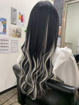 ヘアーグランデシーク(Hair Grande Seeek) ブラック×ホワイトグラデーション