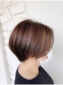 ナチュラルハイライト×丸みショート