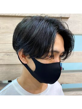 テテ(TETE) 黒髪/センターパート/マッシュ