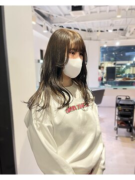 トレス(TRESS) セミロング/インナーカラー/ブリーチ/ベージュ/コテ巻き/38mm