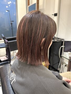 ハーツ(Heart's) 白髪ぼかし/脱白髪染めカラー/似合わせカット/パツっとミディ