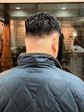 スウェル 船橋店(Swell) ウルフ/アッシュブラック/カルマパーマ/ベリーショート/船橋