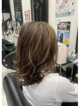 アヴソリューク(Absoluk) 大人女子ハイライト