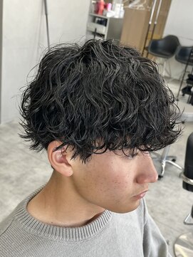 ラヴィズムバイフィフス(LUVISM by fifth) 波巻きスパイラルパーマ新潟万代