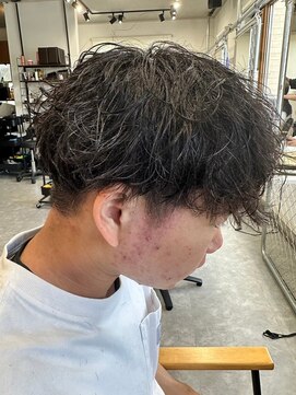フゥ 宇都宮(FeU) 波巻きパーマメンズパーマメンズヘアツーブロックツイストパーマ