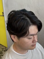 ルーメン 岐阜(ROOO MEN)&nbsp;メンズ韓国マッシュツーブロックセンターパートニュアンスパーマ