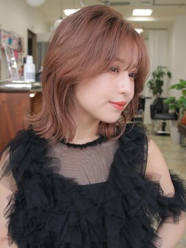 イル 大阪淀屋橋(i'll) ピンクベージュ外ハネレイヤーボブ