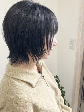 顔周りレイヤーボブショート