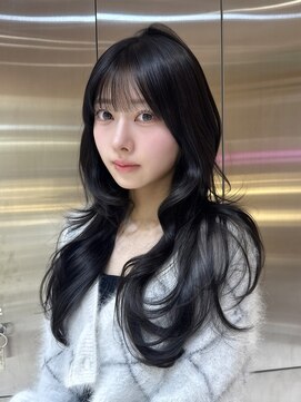 ルームバイシー 新宿(Loom. by Sea) □ 伸ばしかけヘア×ブリーチなしカラー ［髪質改善］