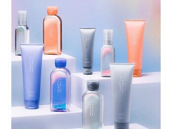 ソム(somme)の写真/髪のダメージを修復する水素髪質改善トリートメントで、ダメージを抑え、憧れの艶と指通りの良い質感へ。