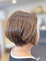 シュヴー 築地(CHEVEUX)&nbsp;明るい白髪染め（白髪ぼかし）/丸みショート/40代/50代/60代/