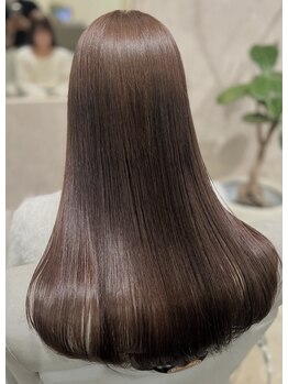 グラープリール Grapperireの写真/憧れのストレートヘアが叶う！髪質改善と酸性ストレートで自信が持てる私に！