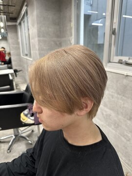 ルイス(L'wis) ガッツリイメチェン♪モテヘアのブロンドアッシュベージュ♪朝長