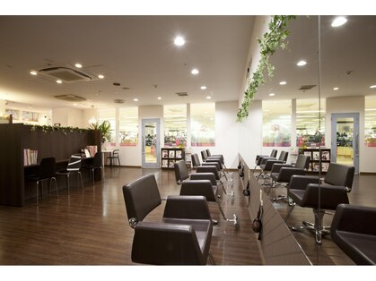 アール ヘアーアンドメイク 大雄山店(R Hair&Make)の写真