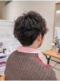 【メンズパーマ】おしゃれな雰囲気漂う大人のパーマ