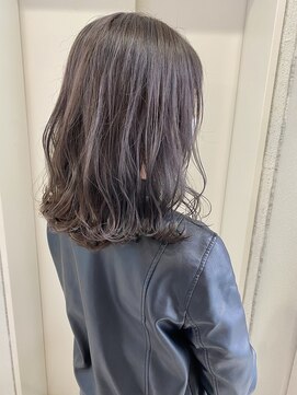 ヘアーデザイン シュシュ(hair design Chou Chou by Yone) ダークグレージュ×切りっぱなしボブ♪