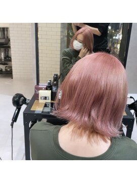 トリムバイエンヴィ(tlim by ENVY) coral pink ブリーチ2～3  外ハネボブ