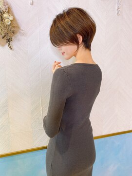 ロンド ストラーダ 心斎橋(Lond strada) ショート×ハイライト白髪ぼかし×マチルダボブ[心斎橋]