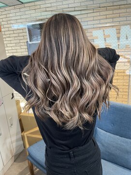 ラフ(LAFF) #バレイヤージュ#グレージュカラー#ボブウルフ#ココアベージュ