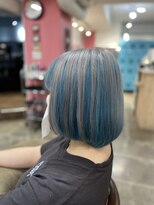 カラーリゾートAi 葛西店&nbsp;シルバー　スカイブルー［髪質改善カラー］