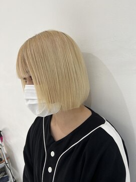 アブニール 我孫子(AVENIR) 切りっぱなしパッツンボブ