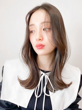 レア 表参道(L'ea) 黒髪クラゲヘアーオリーブグレー小顔ココアベージュ