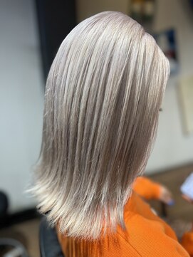 マナヘアー(MANA HAIR) ホワイトカラー