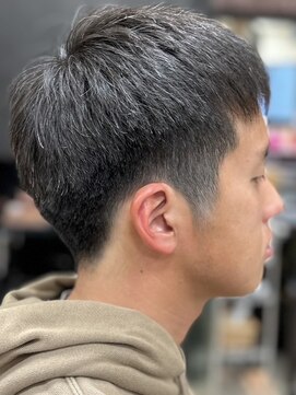 ヘアークリアー 春日部 爽やかメンズ刈り上げスタイル/スタイリングでお洒落に/春日部