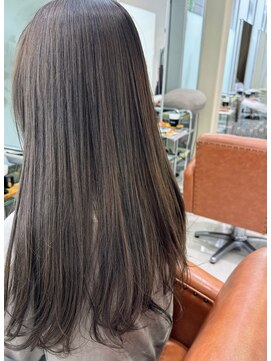 リュドール 一宮(Rue D'or) ロングヘア。