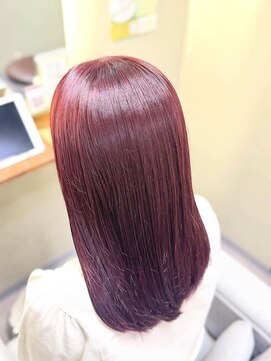 ヤヤ 浅草(yaya.) 黒髪からワンカラーでできるカシス系カラー