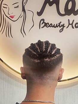 Mami Beauty Hair Salonの写真/経験豊富なスタイリストが、あなたの要望を汲み取ります。一人一人に合った理想のスタイルをご提案。